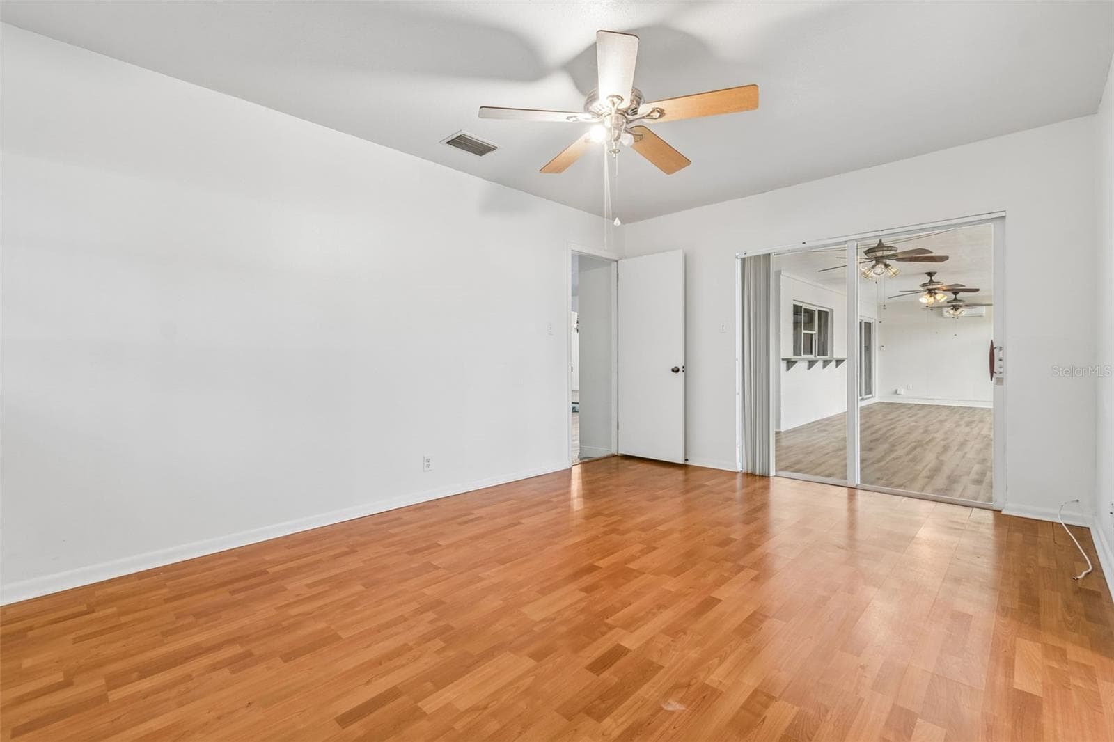 503 ROLLINGVIEW DRIVE — photo 17 of 35
