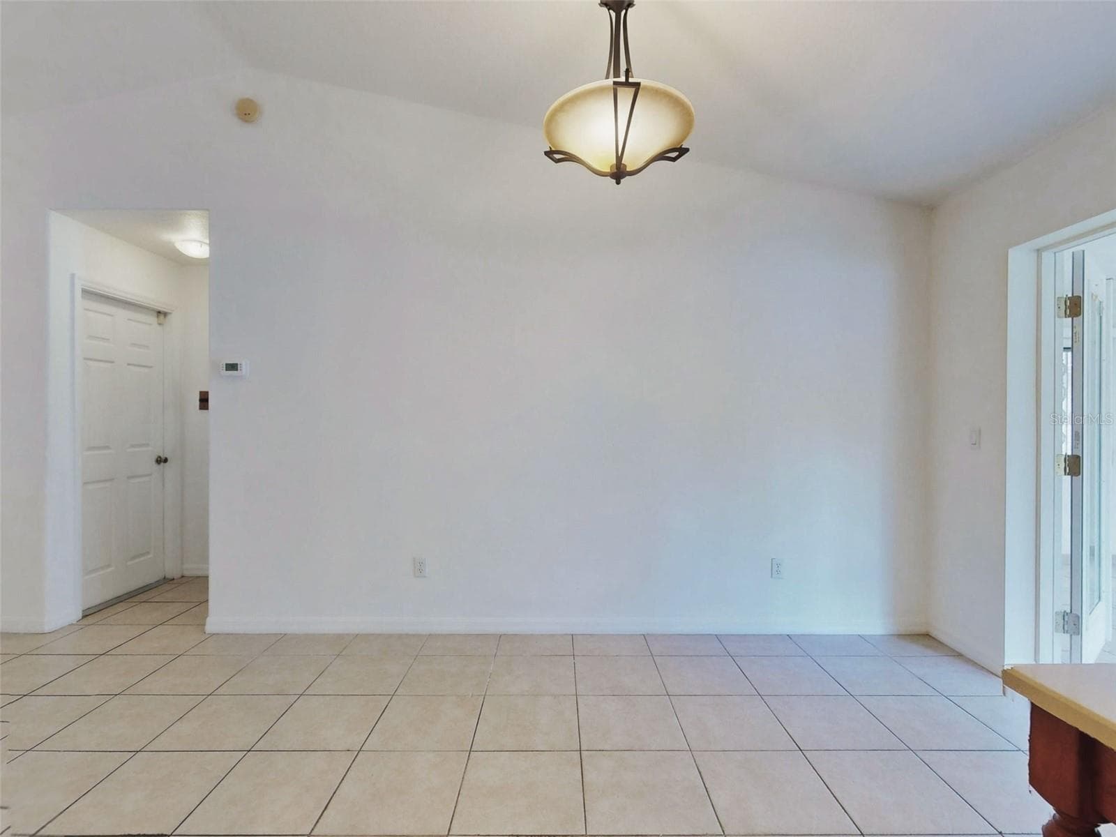 203 DUSS STREET — photo 17 of 72