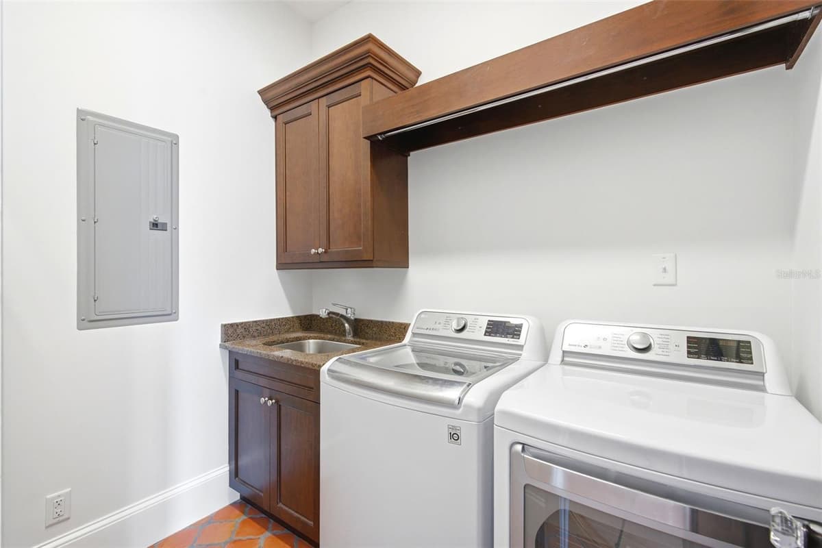 2228 AZALEA PLACE — photo 66 of 72
