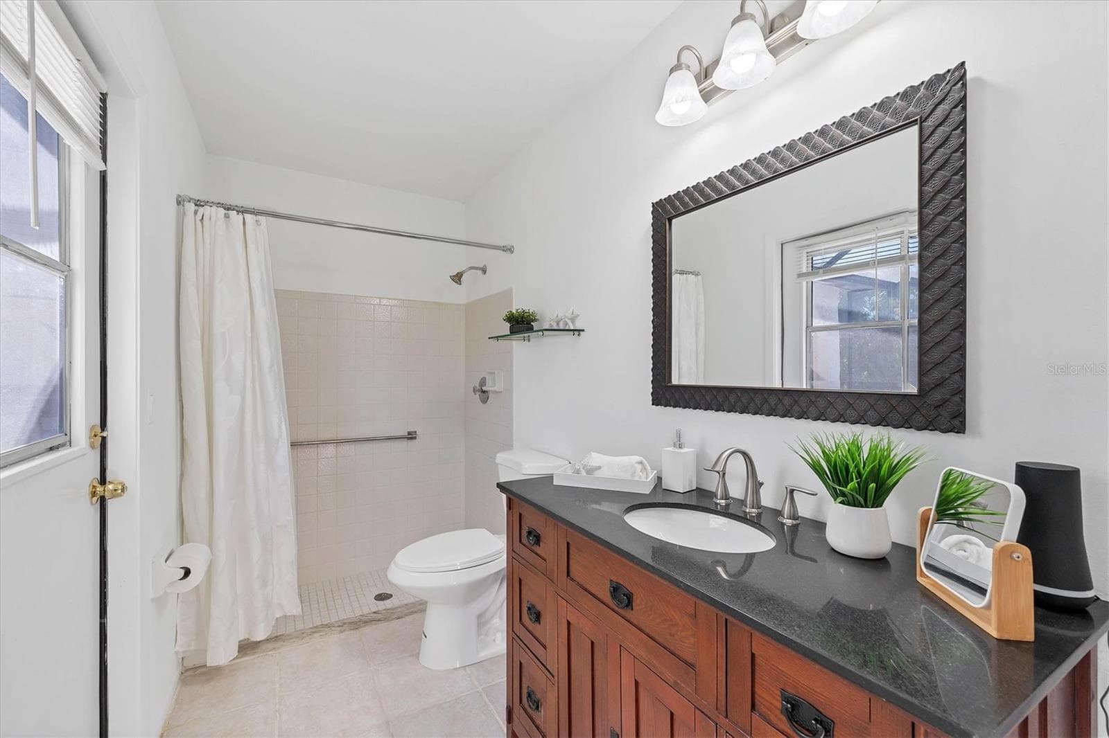 18091 EAU GALLIE CIRCLE — photo 18 of 24