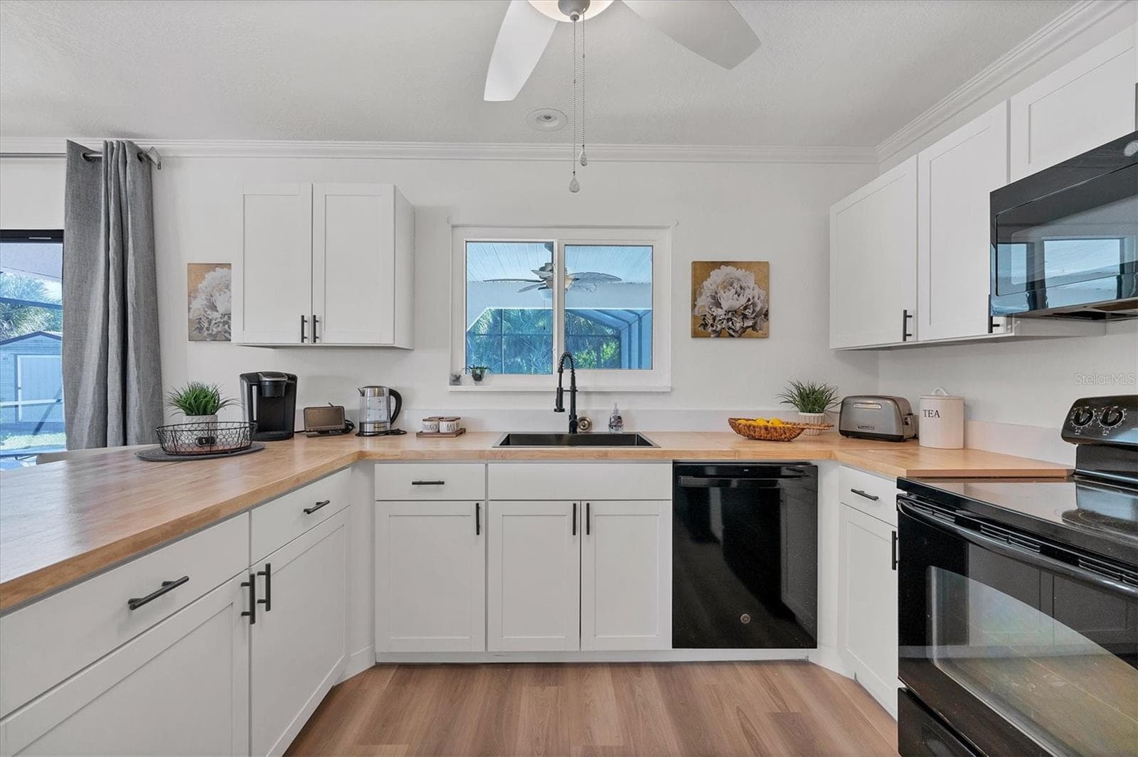 18091 EAU GALLIE CIRCLE — photo 11 of 24