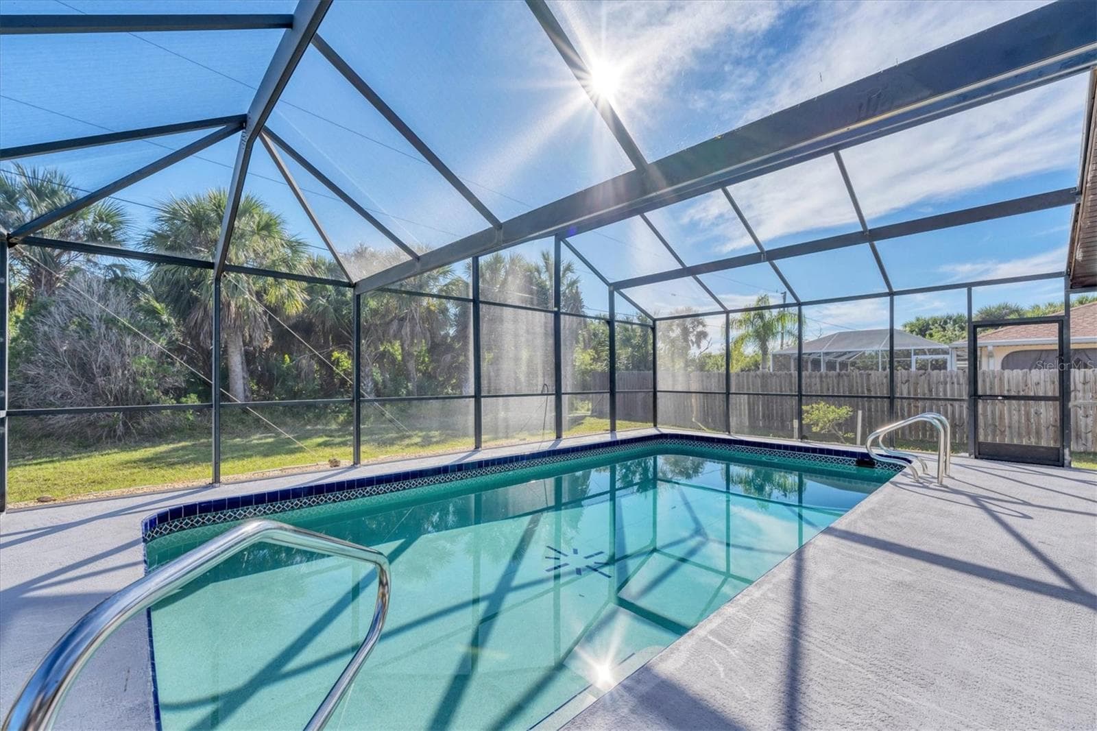 18091 EAU GALLIE CIRCLE — photo 4 of 24