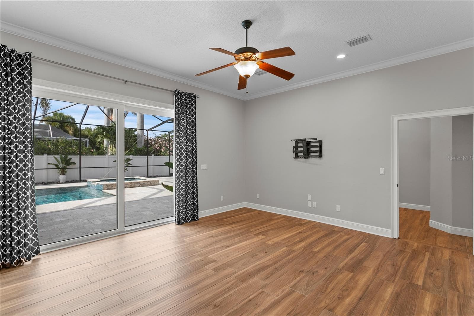 1230 DARLINGTON OAK CIRCLE — photo 36 of 53