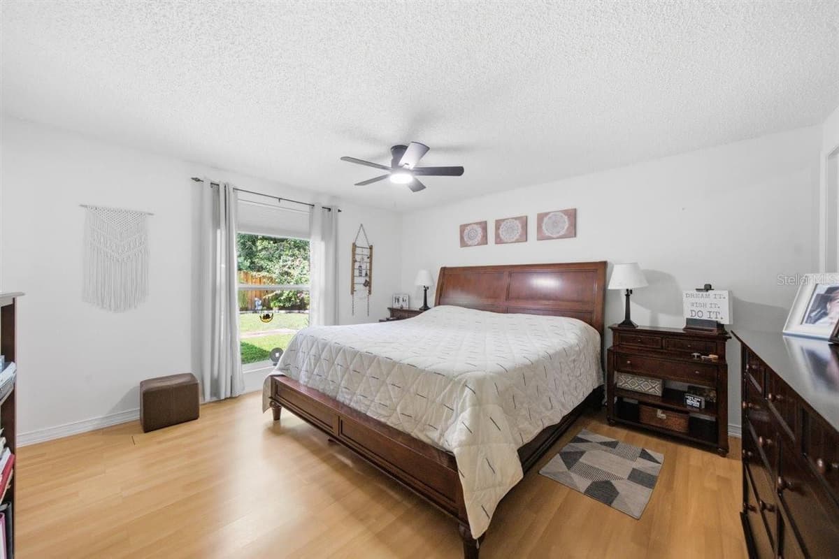 5309 BLACK PINE DRIVE — photo 10 of 33