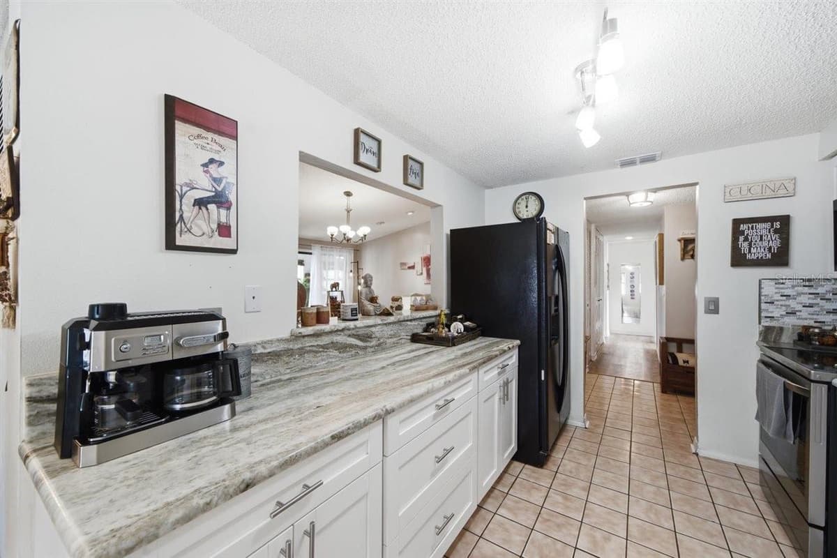 5309 BLACK PINE DRIVE — photo 8 of 33