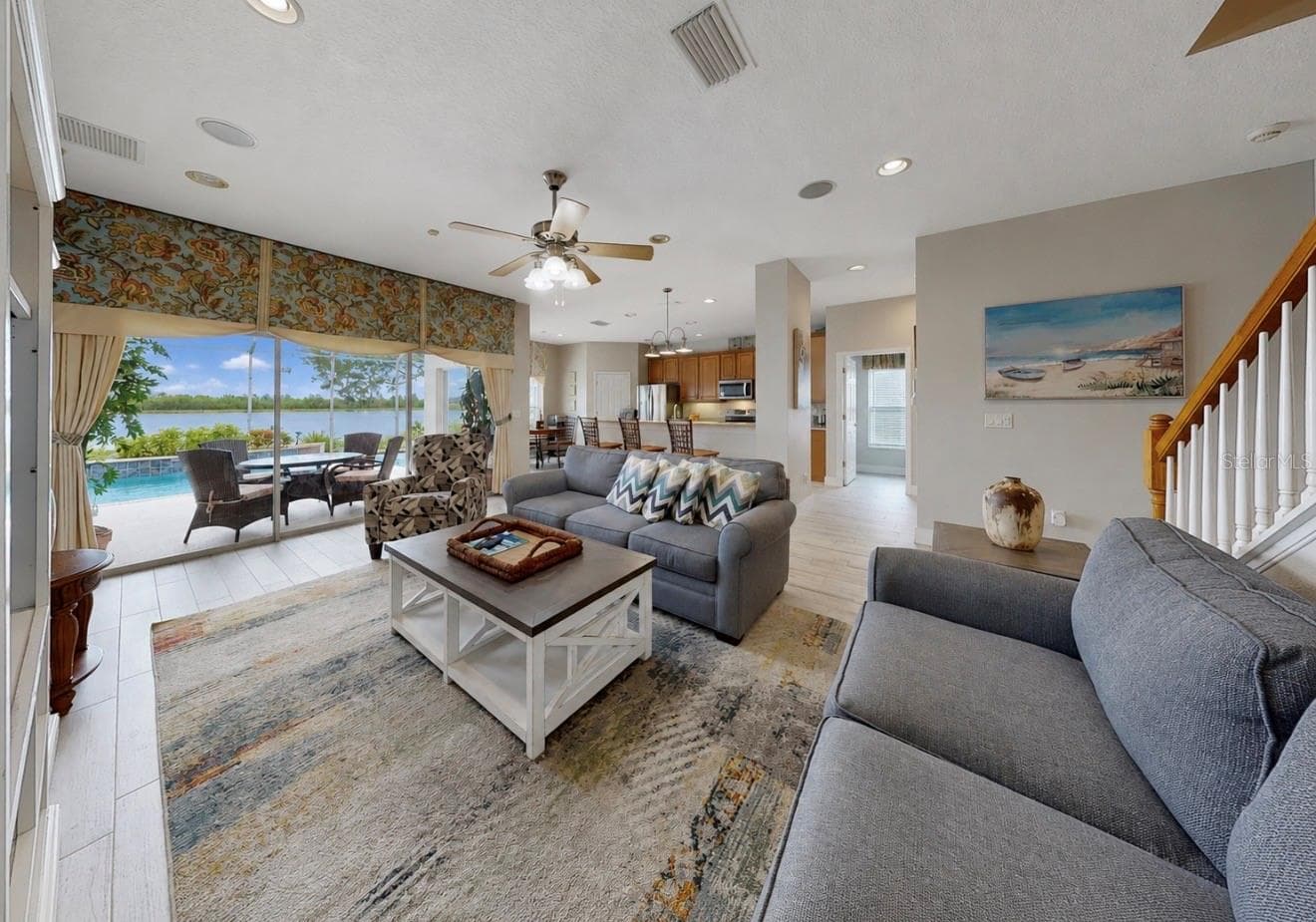 827 SEMINOLE SKY DRIVE — photo 18 of 47
