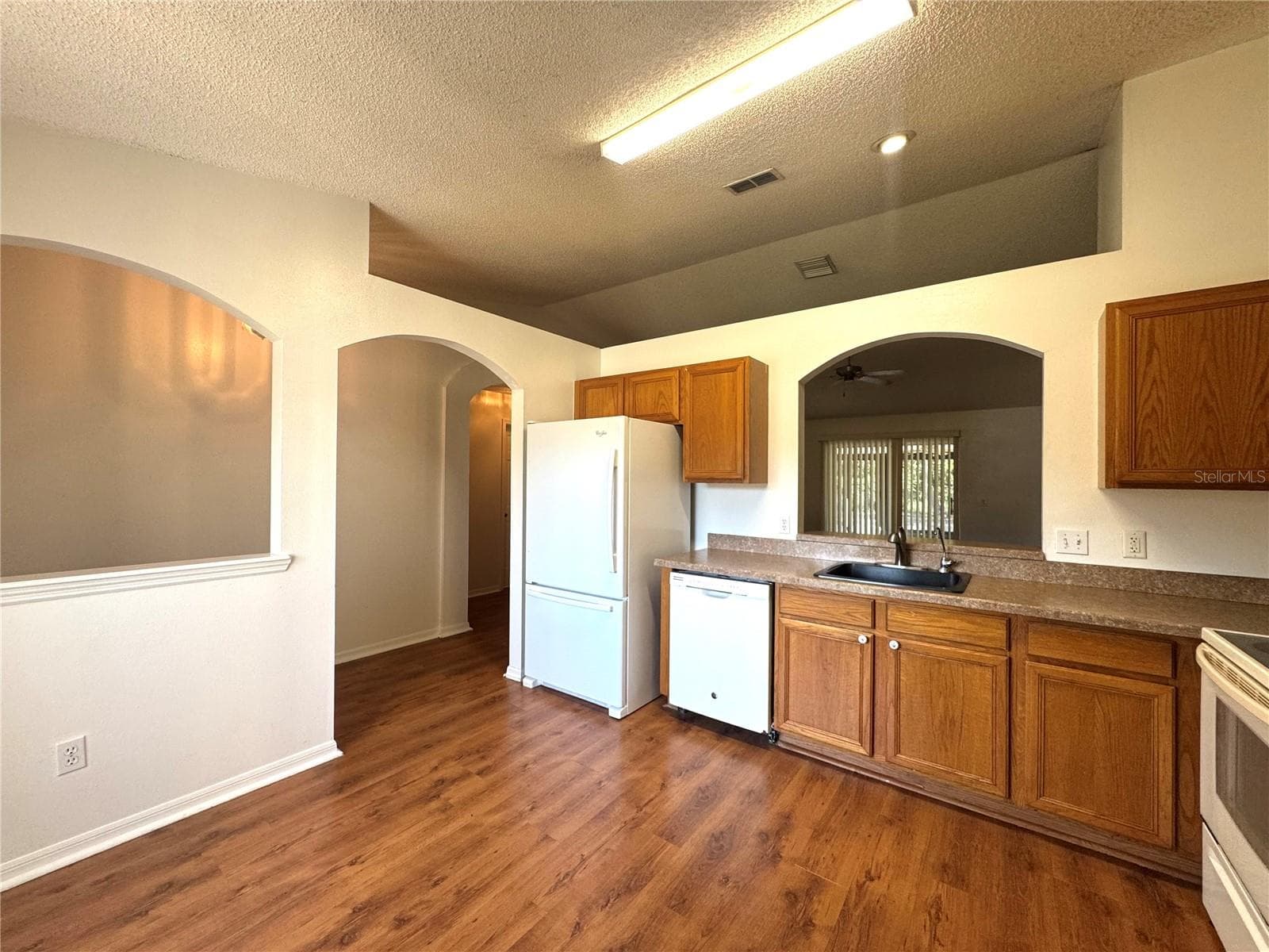 1648 DUNLAP DRIVE — photo 9 of 24