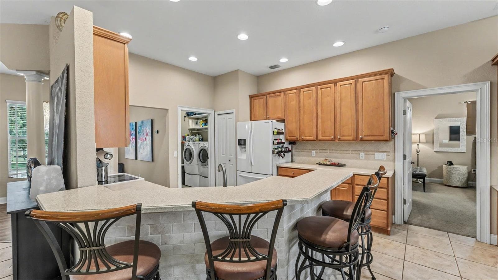 7229 REMINGTON OAKS COURT — photo 12 of 46
