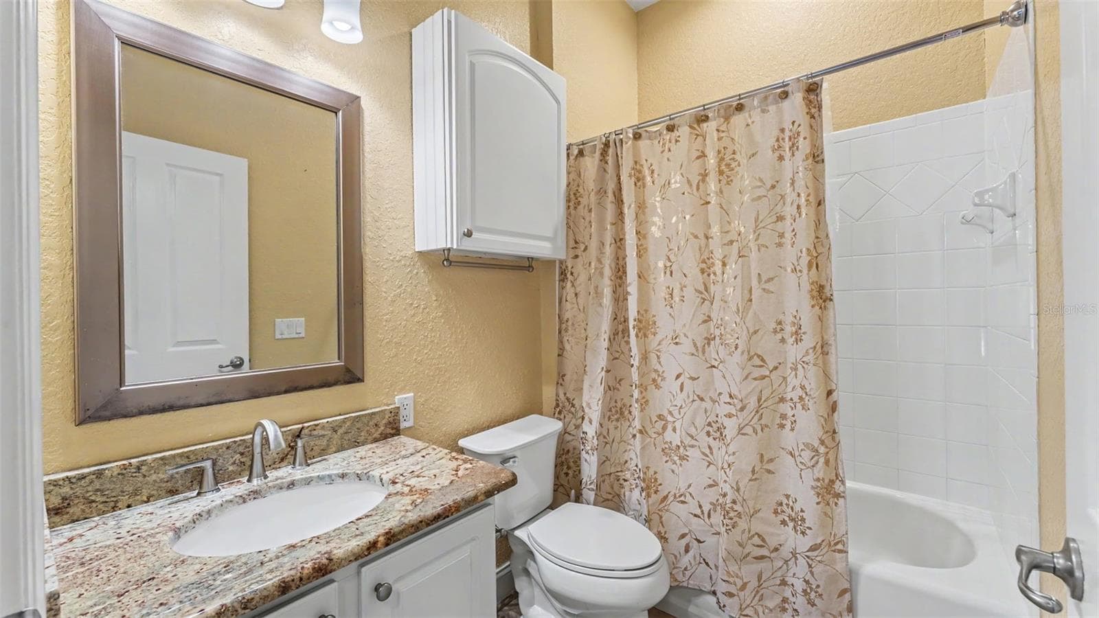 7229 REMINGTON OAKS COURT — photo 30 of 46