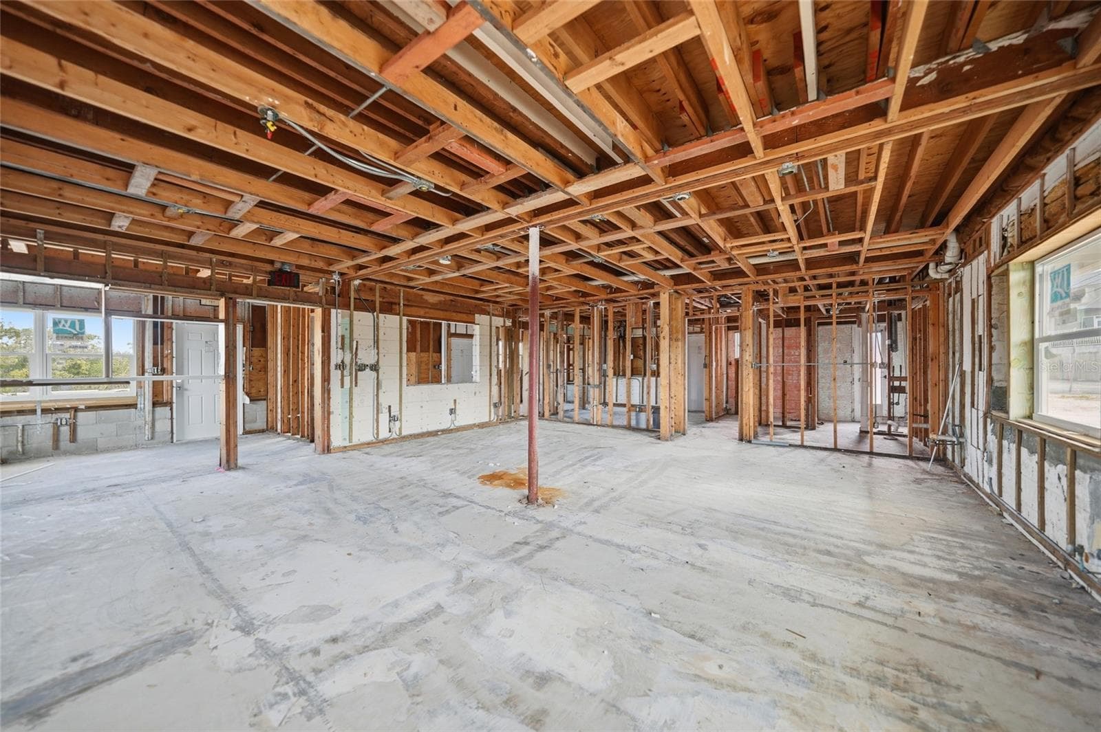 1261 BEACH ROAD — photo 35 of 60