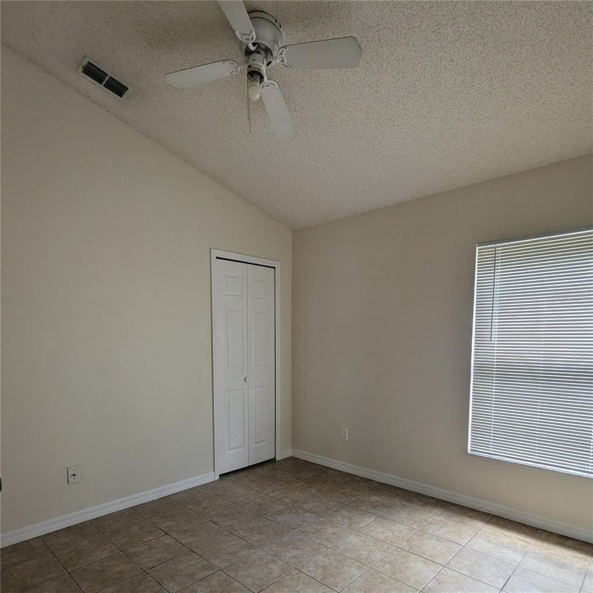 13712 DEVLIN COURT — photo 7 of 14