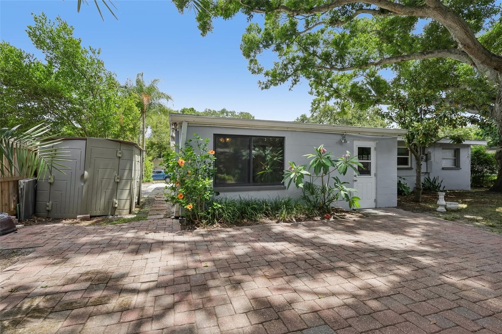 2117 BARCELONA DRIVE — photo 33 of 38