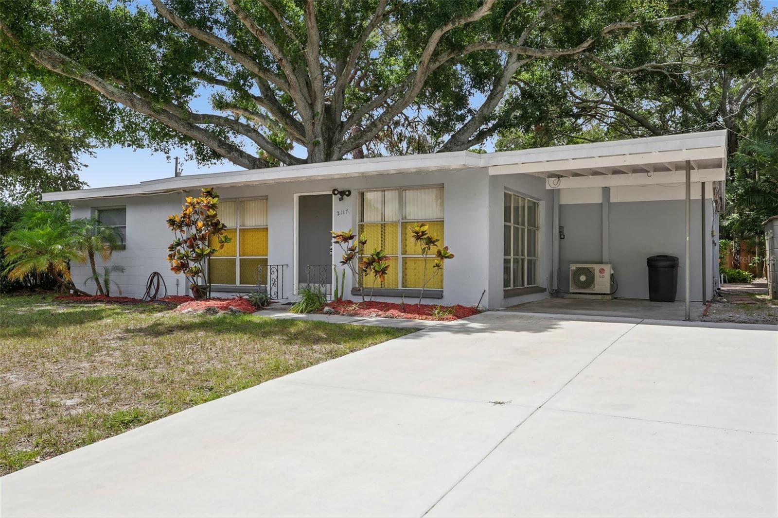 2117 BARCELONA DRIVE — photo 36 of 38