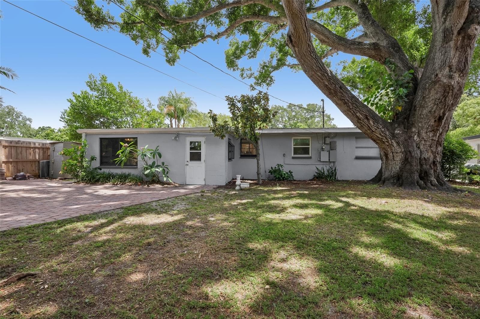 2117 BARCELONA DRIVE — photo 35 of 38