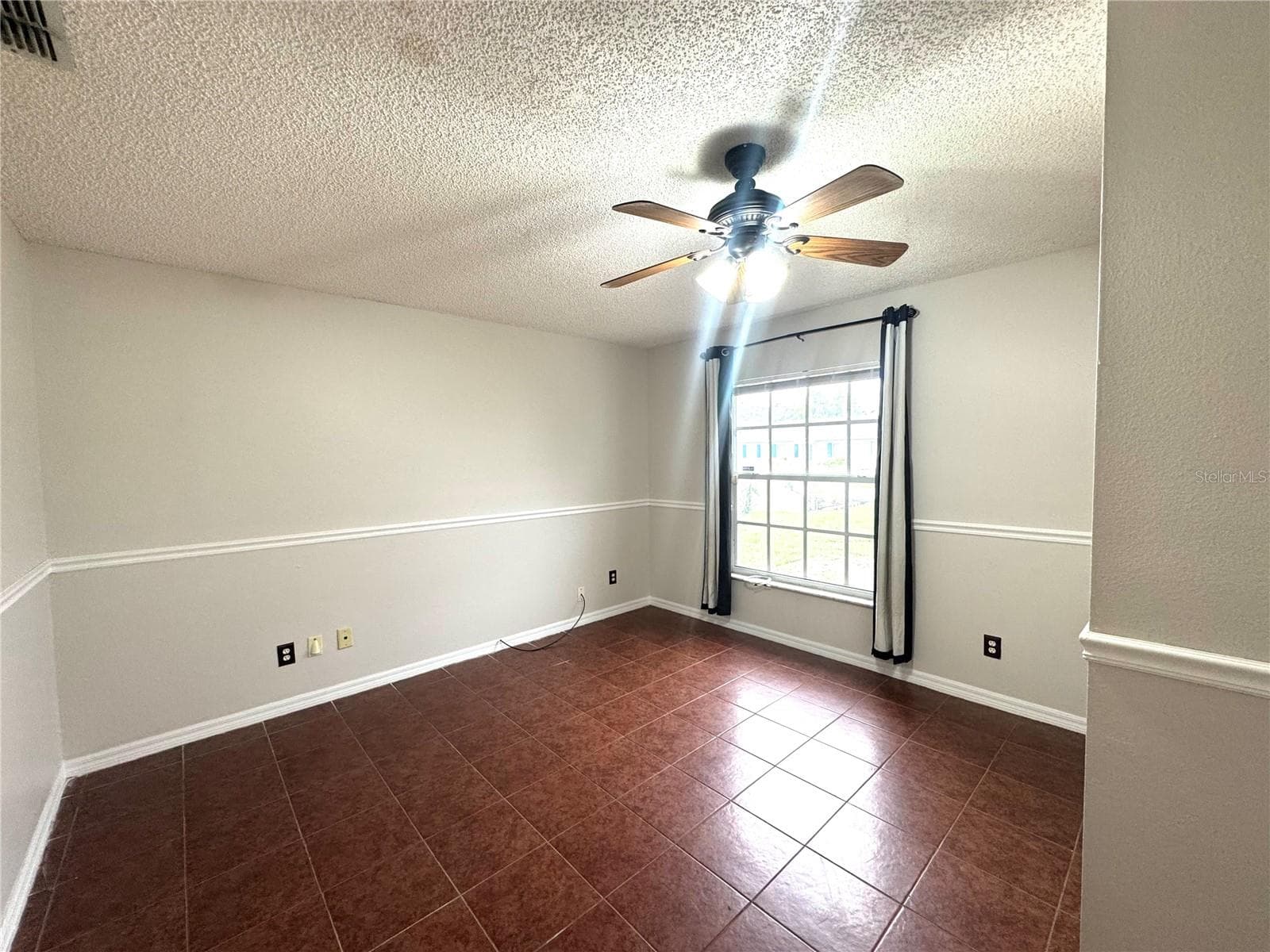 2728 CORRIGAN DRIVE — photo 3 of 29