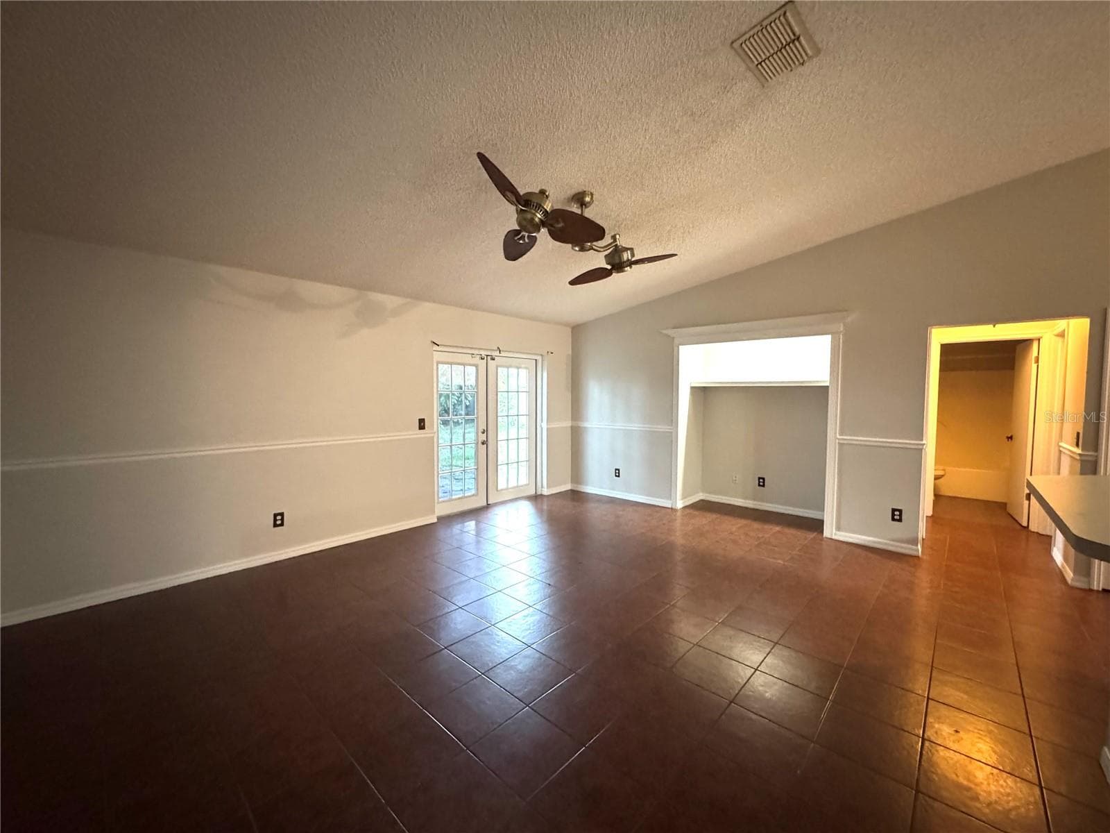 2728 CORRIGAN DRIVE — photo 16 of 29
