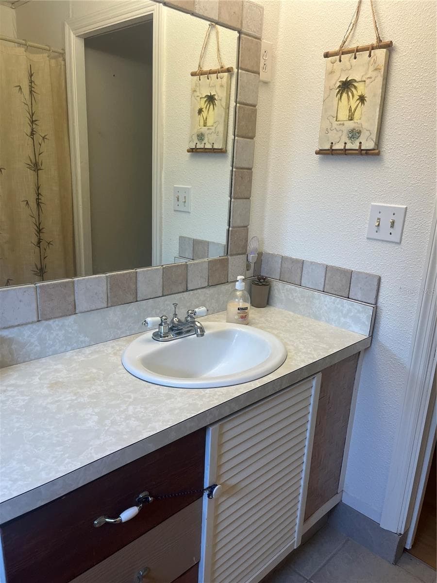 34188 CANAL DRIVE — photo 11 of 22