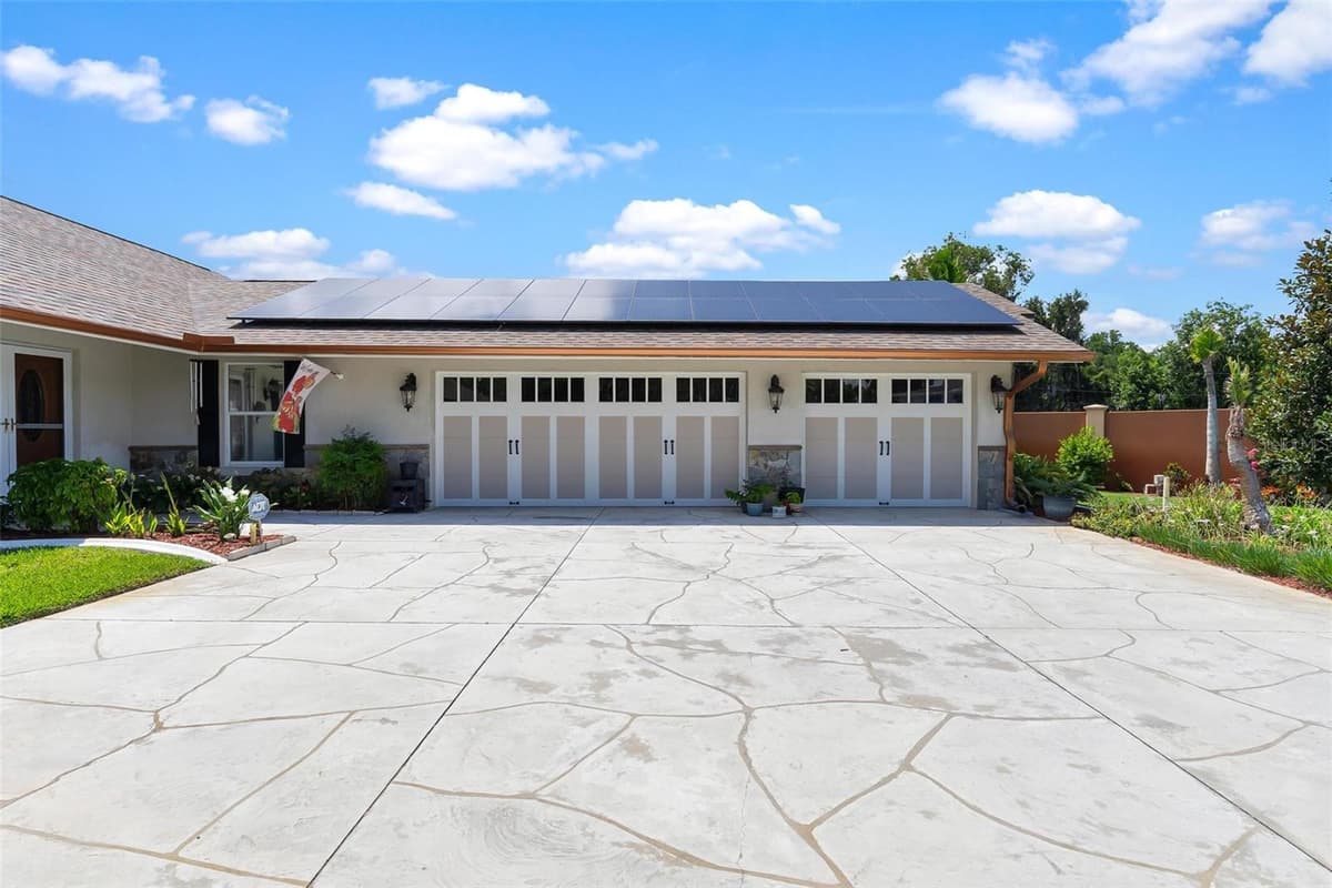 26515 SAVAGE CIRCLE — photo 13 of 50