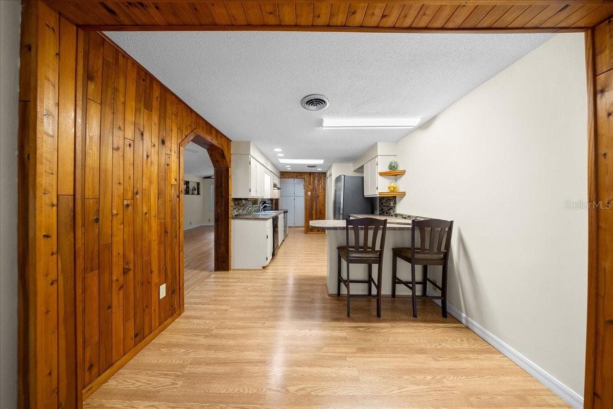 13495 108TH COURT ROAD — photo 11 of 41