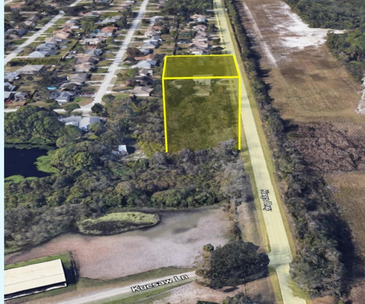 4265 KINGS HWY — photo 6 of 11