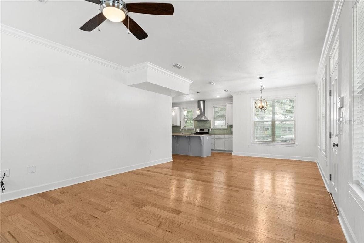 619 3RD STREET — photo 8 of 40