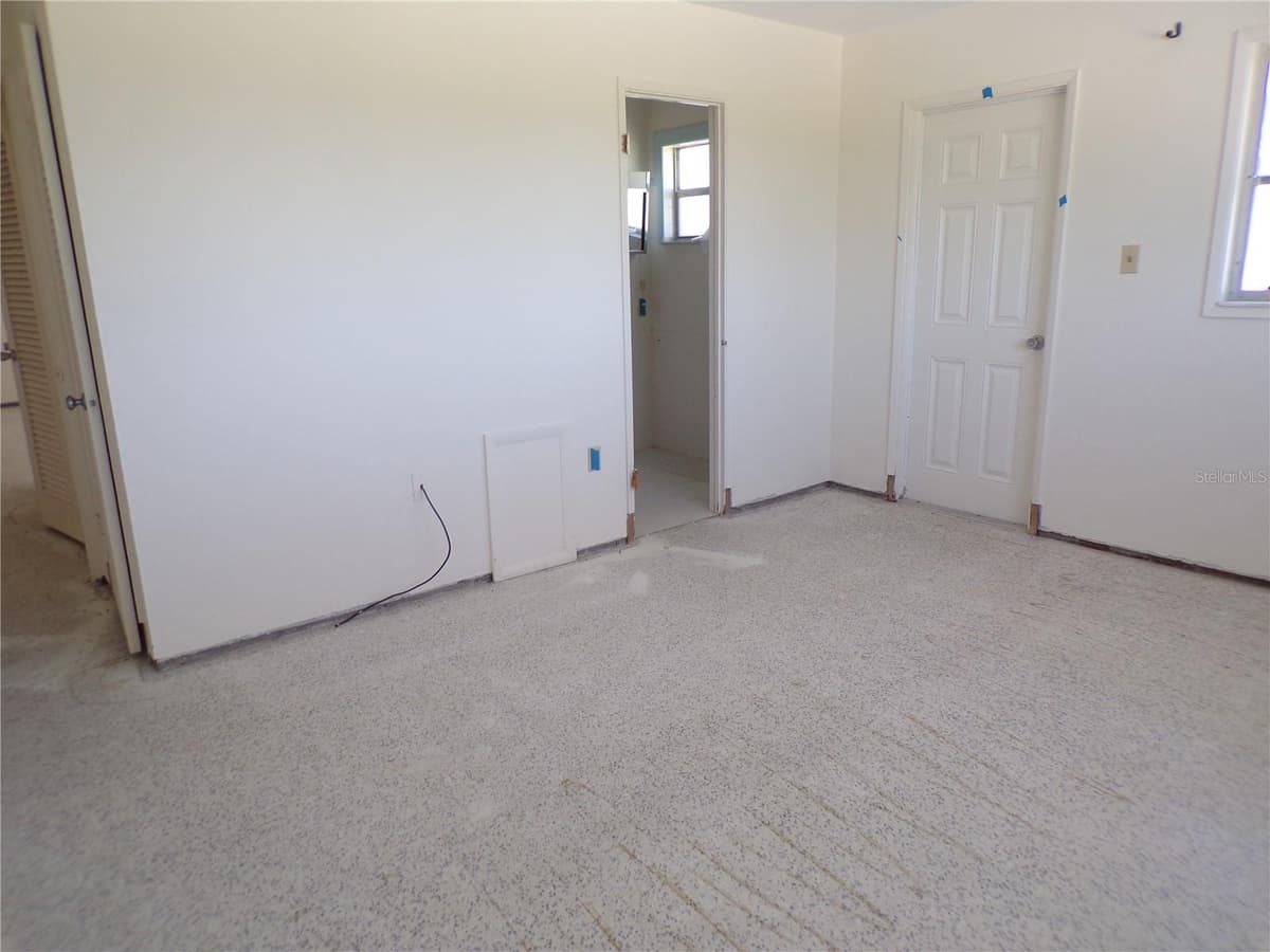 1124 SUNSET DRIVE — photo 18 of 31