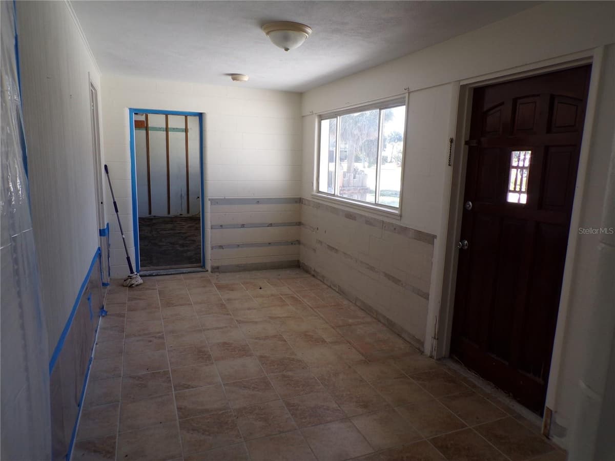 1124 SUNSET DRIVE — photo 11 of 31
