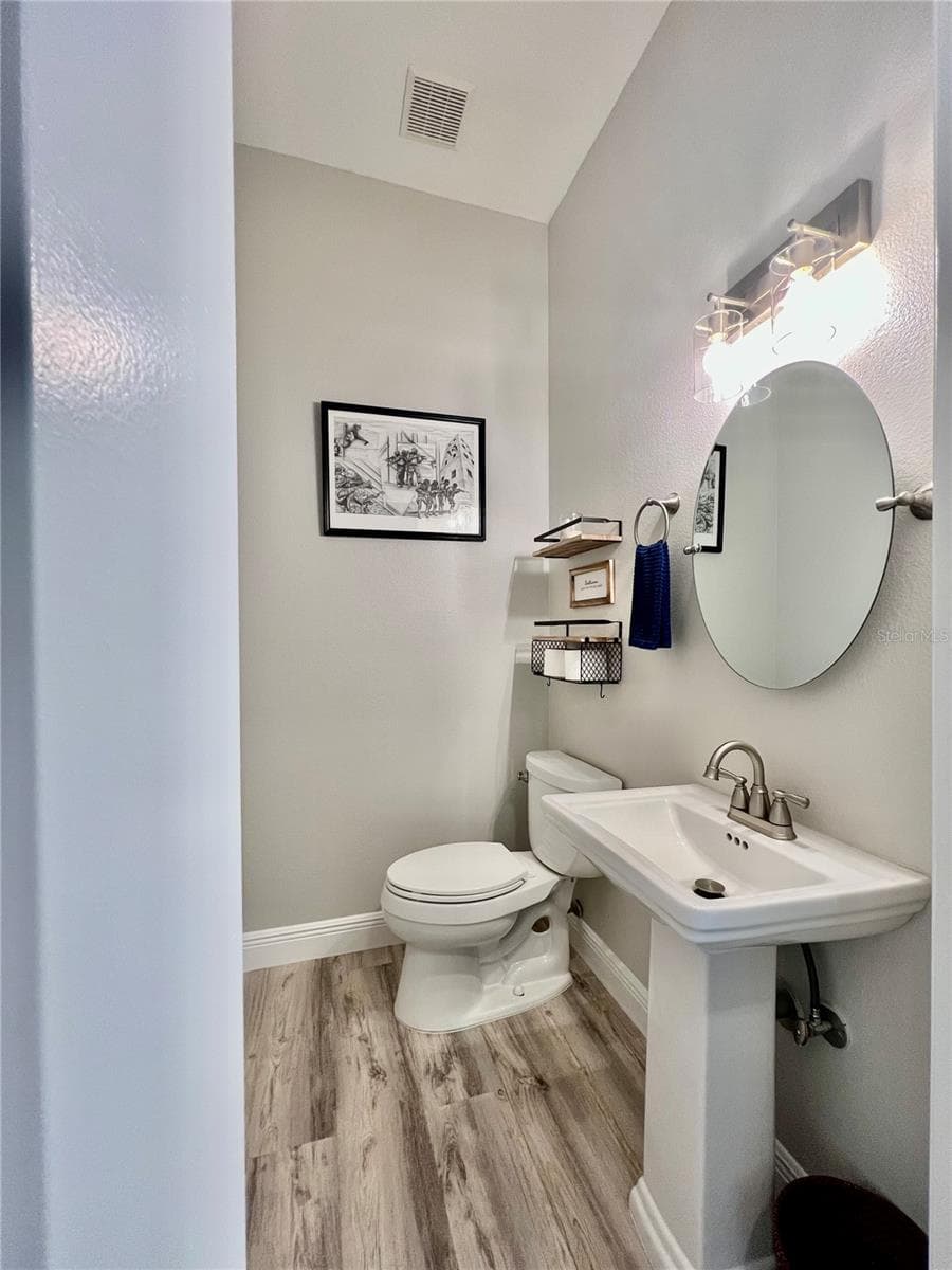 7425 245TH STREET — photo 8 of 20