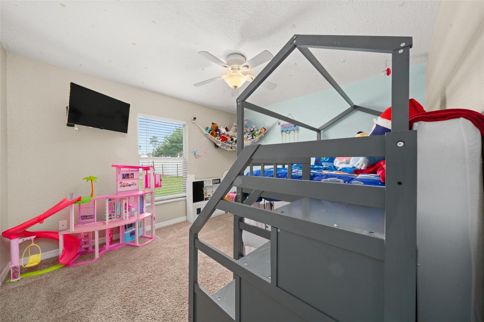 2630 GRESHAM STREET — photo 35 of 56