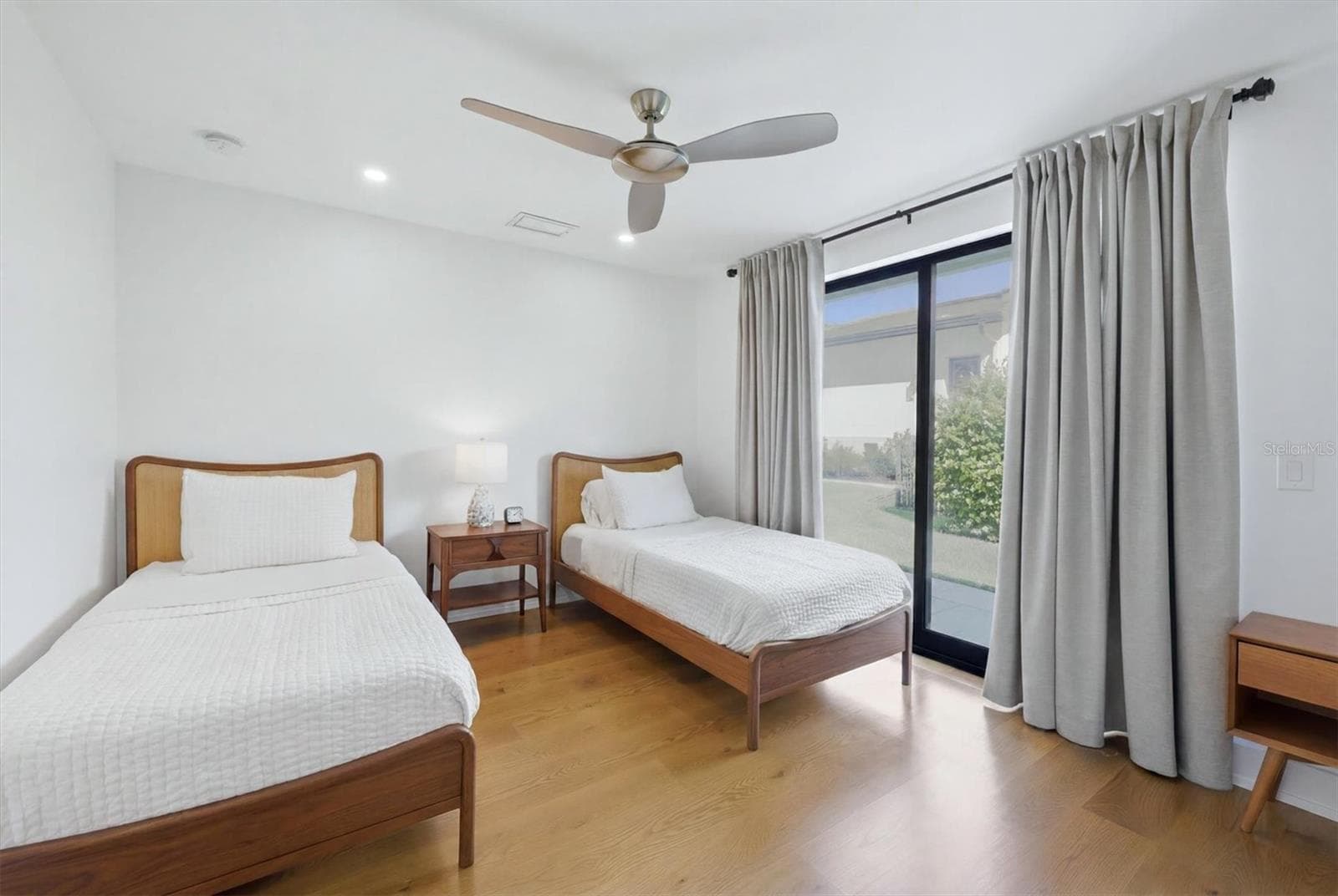 465 ROYAL FLAMINGO DRIVE — photo 48 of 93