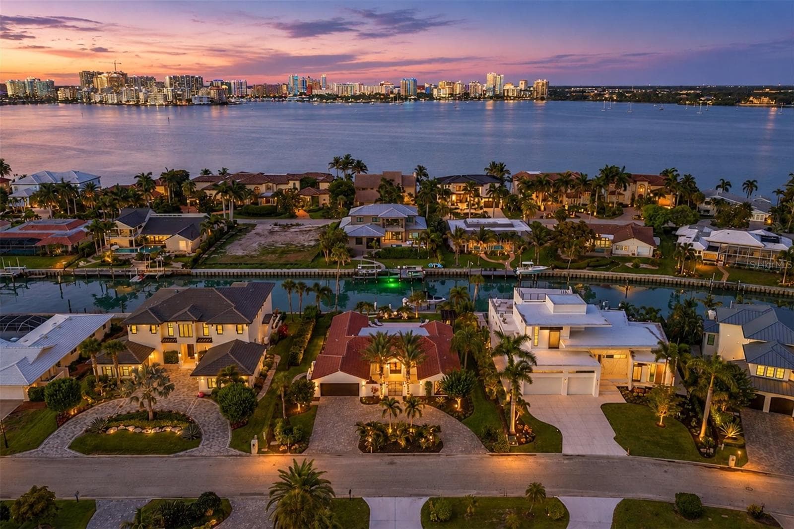 465 ROYAL FLAMINGO DRIVE