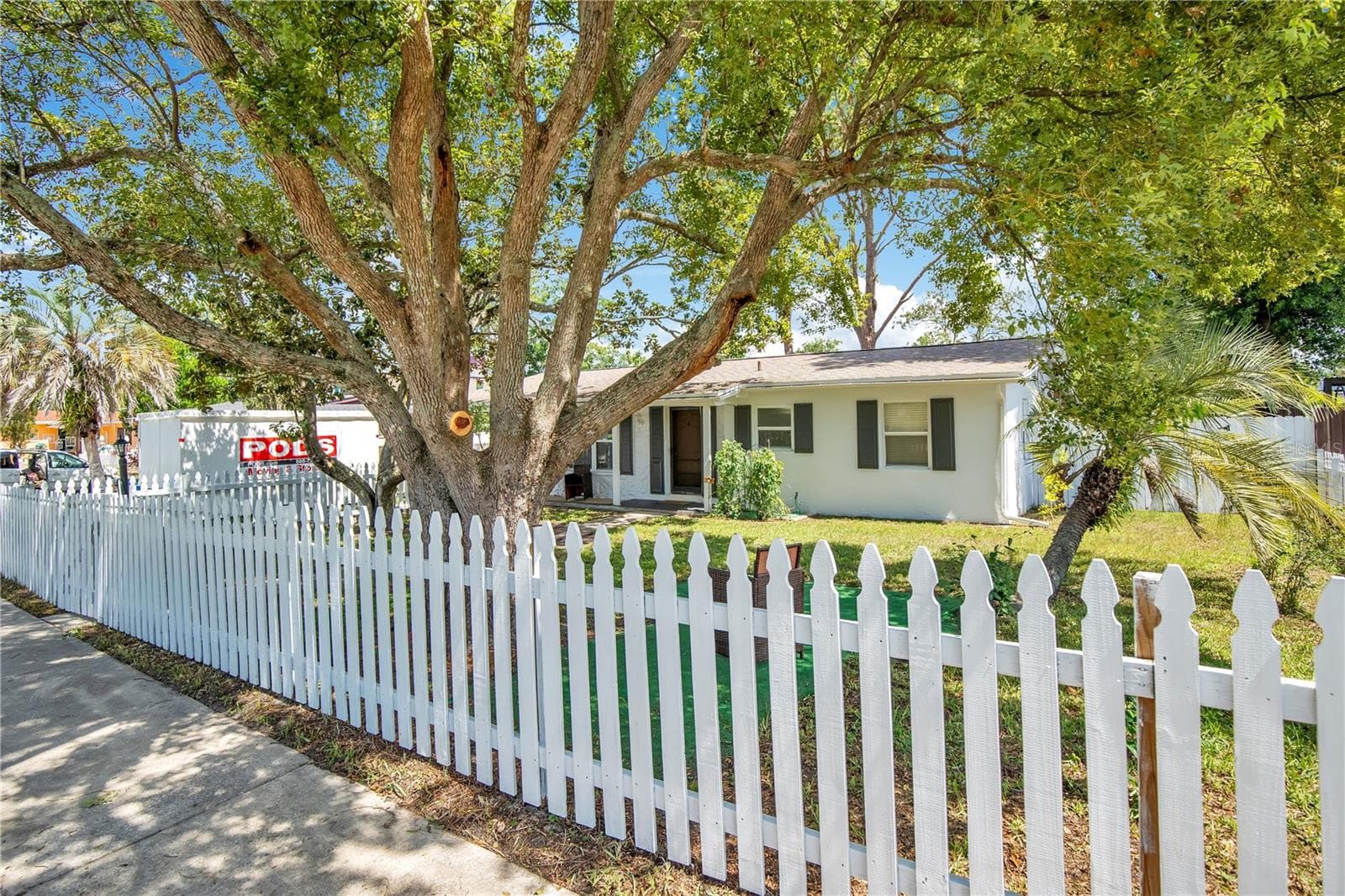 682 MERRIMAC STREET — photo 4 of 32