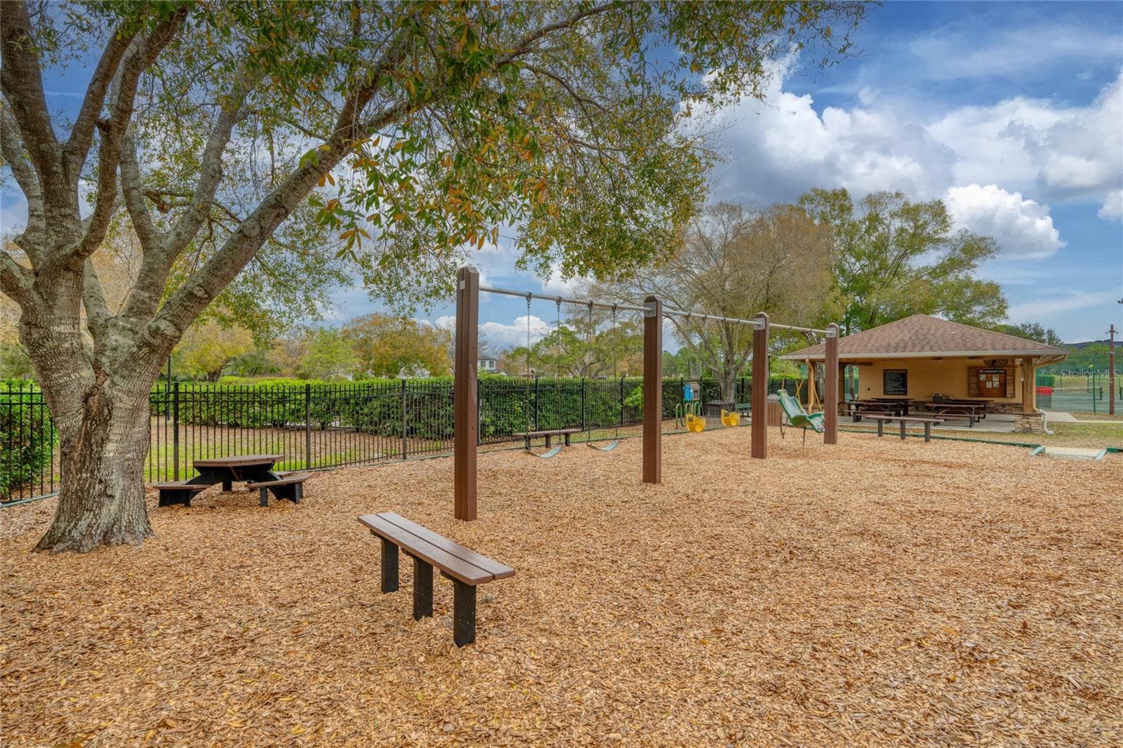 13220 ROYAL GEORGE AVENUE — photo 37 of 48