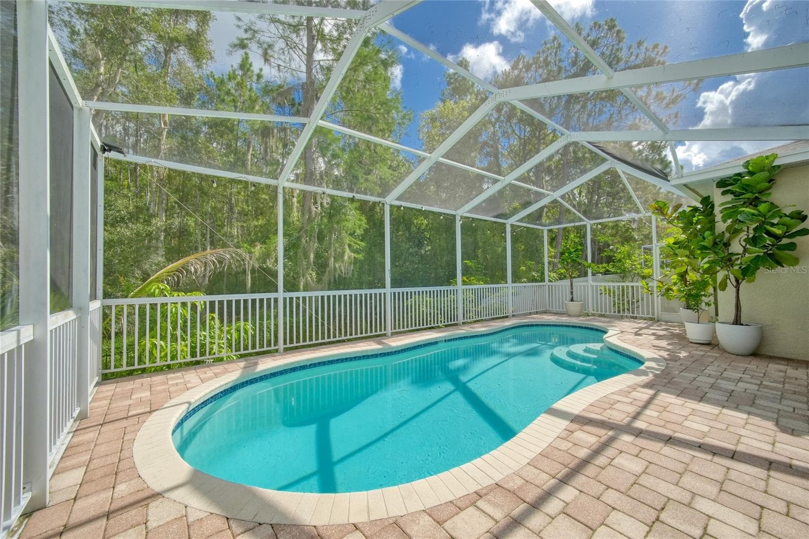 13220 ROYAL GEORGE AVENUE — photo 27 of 48