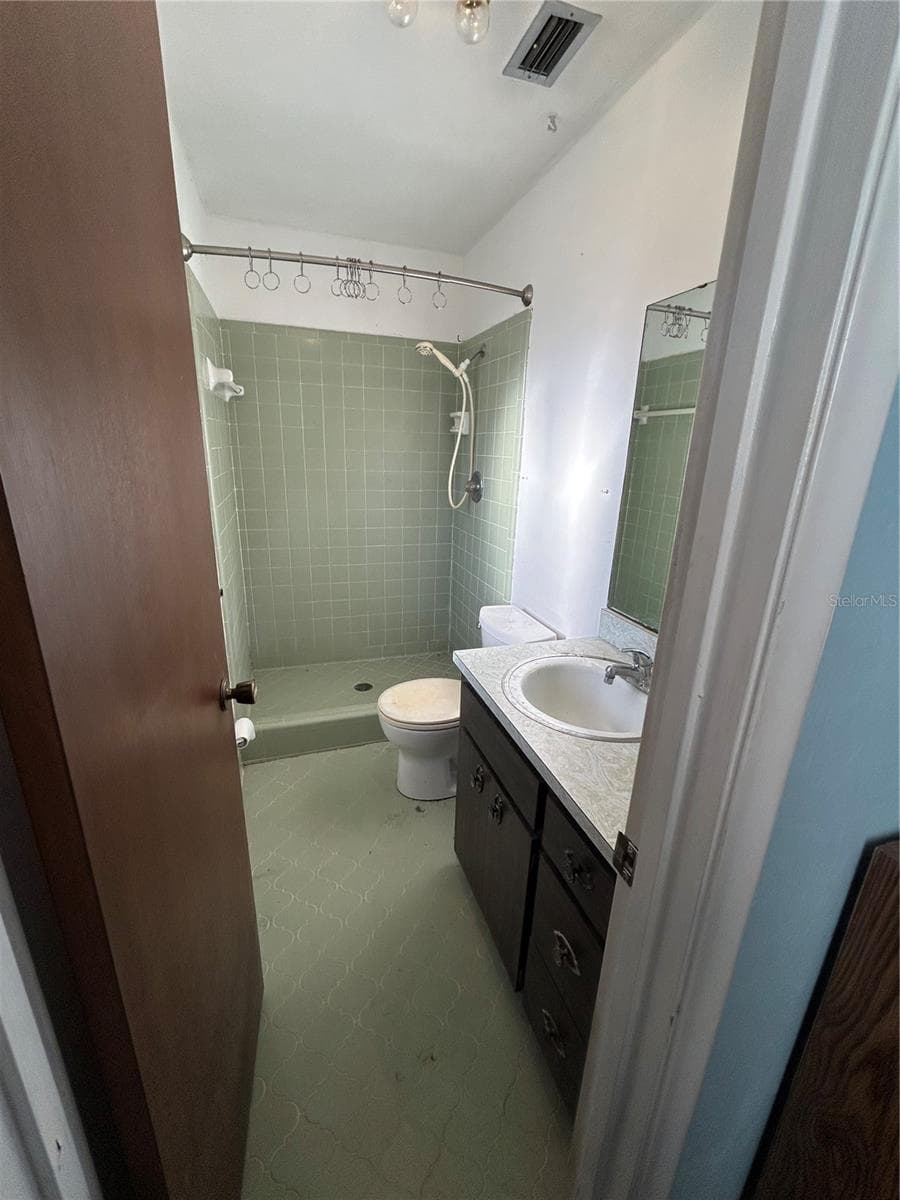 5922 26TH TERRACE — photo 7 of 10