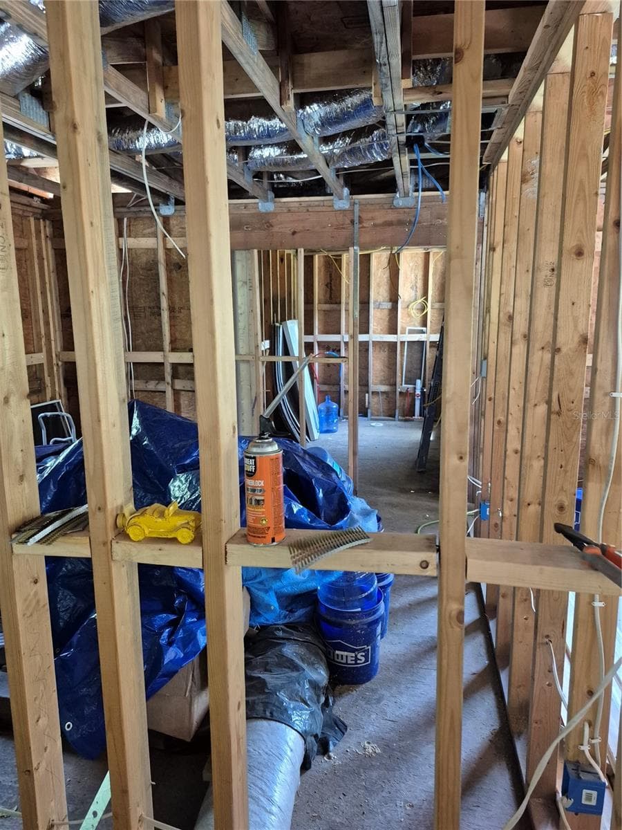 5230 PARK AVENUE — photo 9 of 20