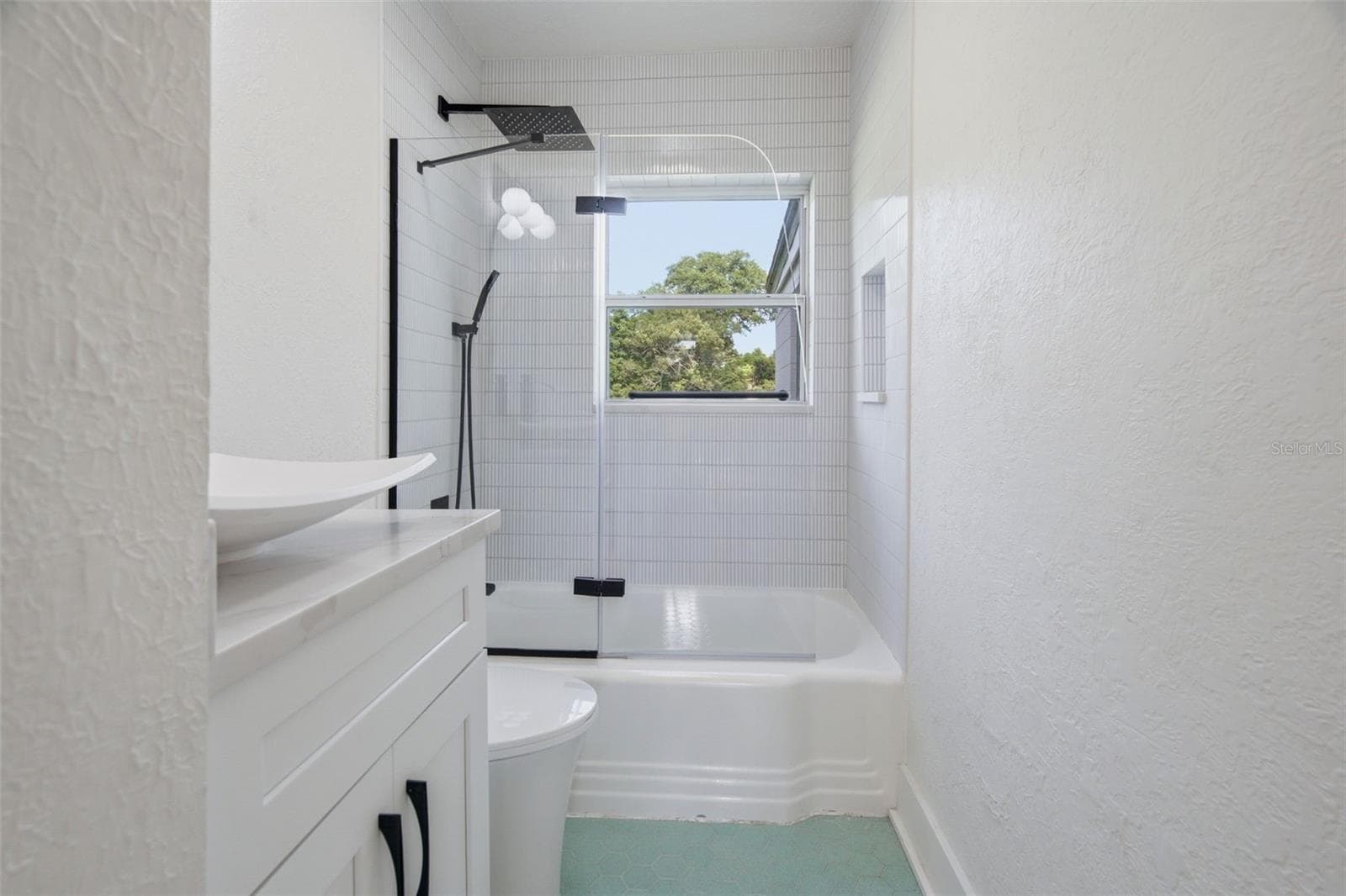 832 THALIA DRIVE — photo 14 of 21