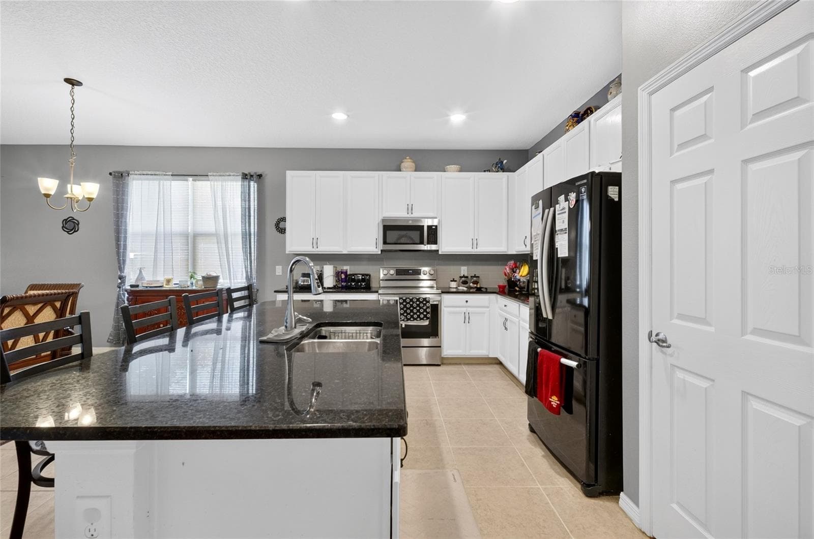 2349 JERNIGAN LOOP — photo 10 of 37