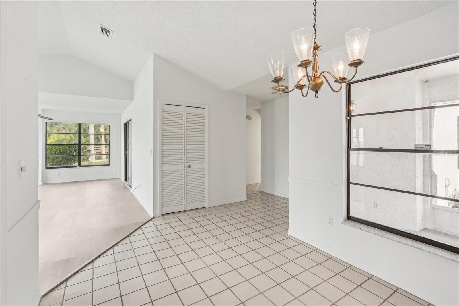1613 COMFY COURT — photo 12 of 50