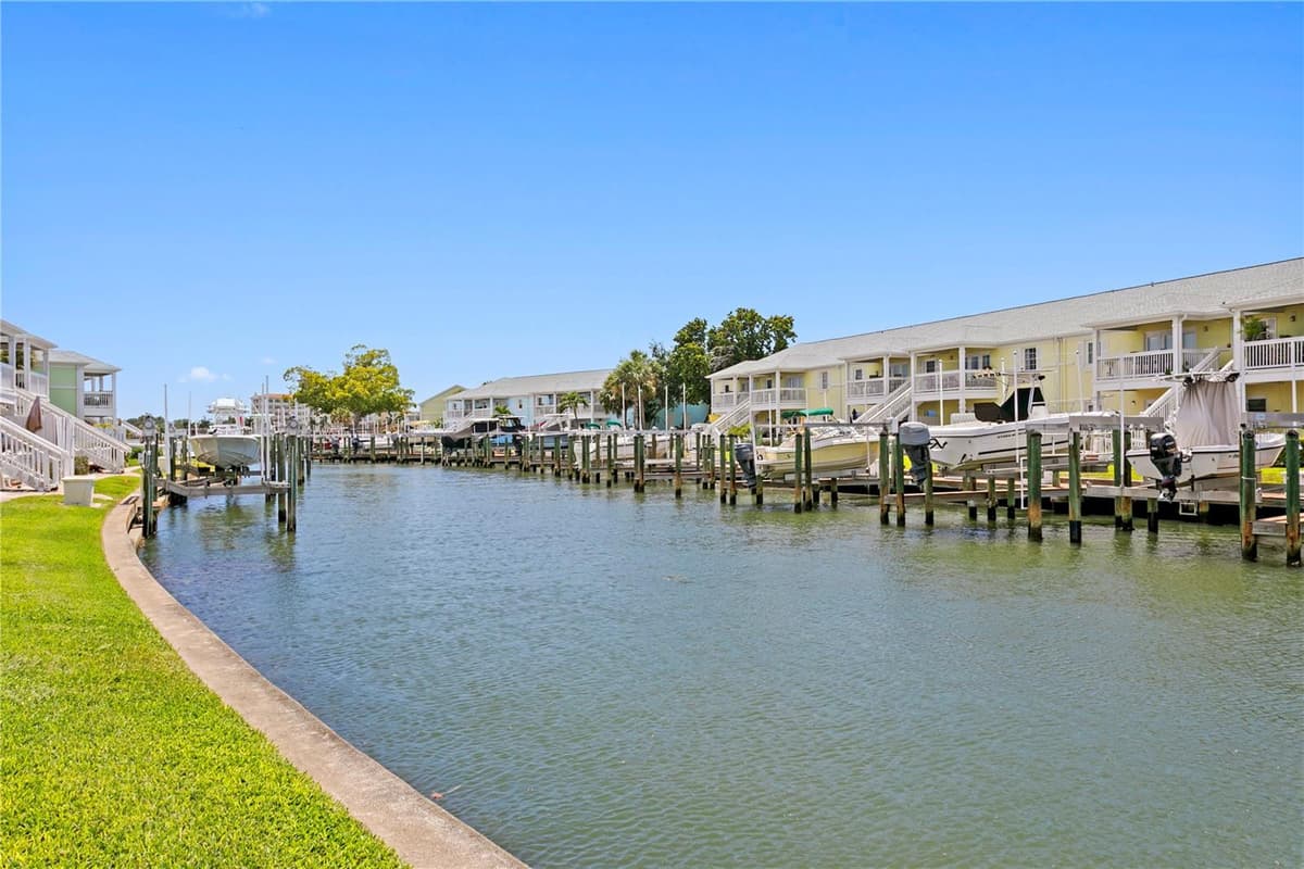 00 COQUINA KEY DRIVE — photo 2 of 8