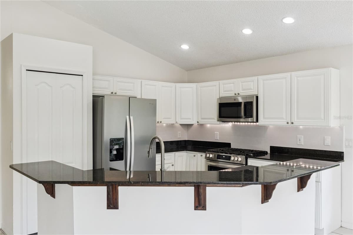 13635 WATERHOUSE WAY — photo 19 of 44
