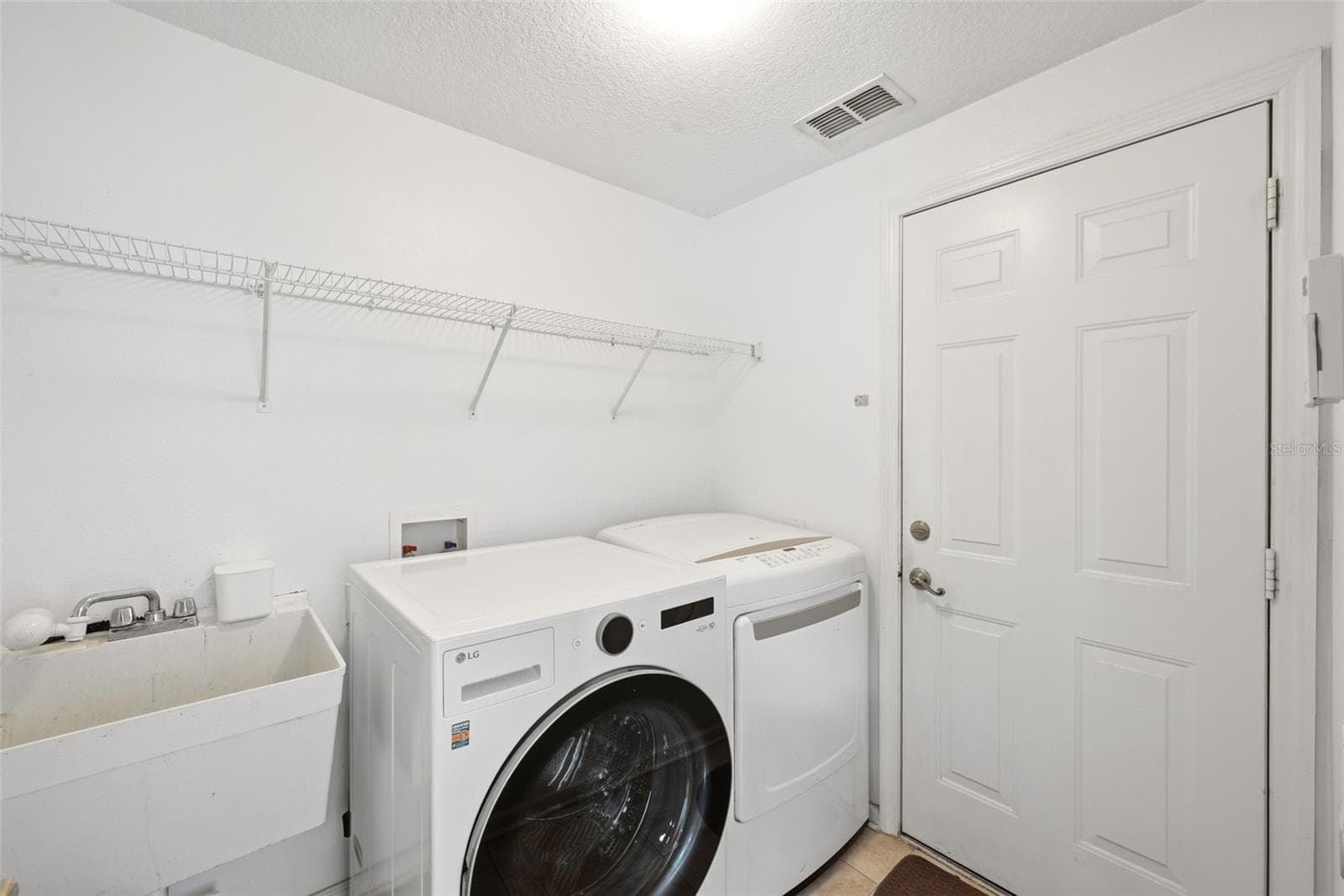 936 KINGSRIDGE CIRCLE — photo 25 of 51