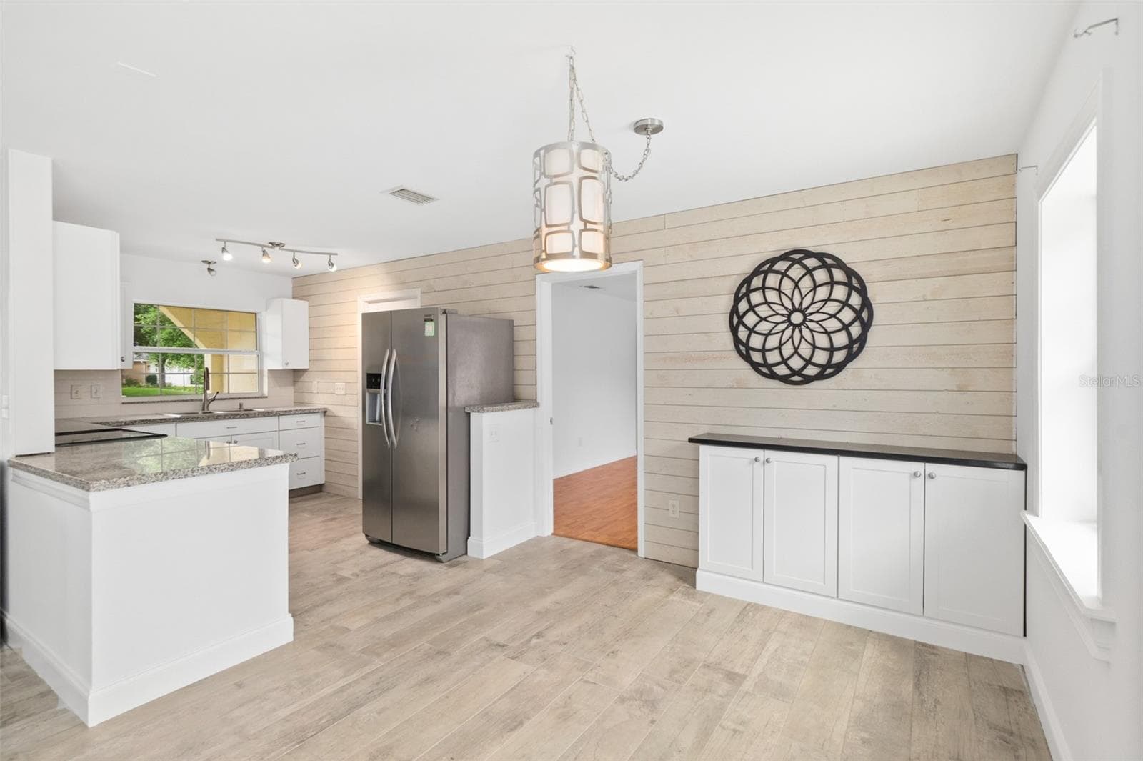 1 PAULINE PLACE — photo 10 of 32