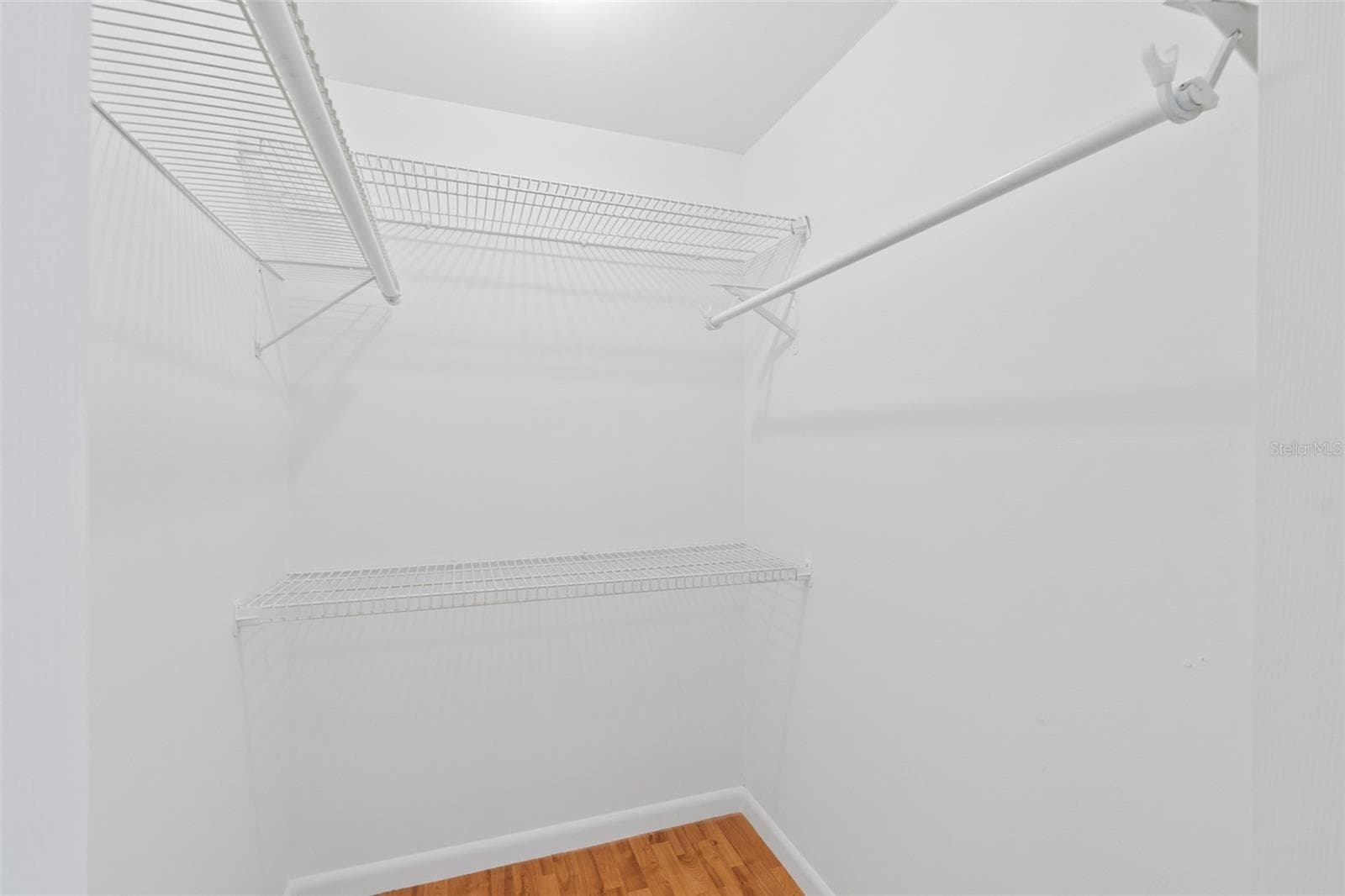1 PAULINE PLACE — photo 16 of 32