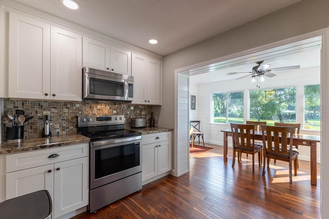 210 WESTLAKE DRIVE — photo 19 of 57
