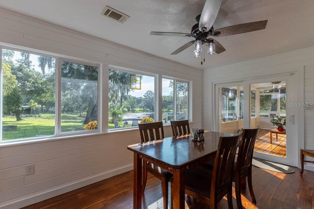 210 WESTLAKE DRIVE — photo 11 of 57