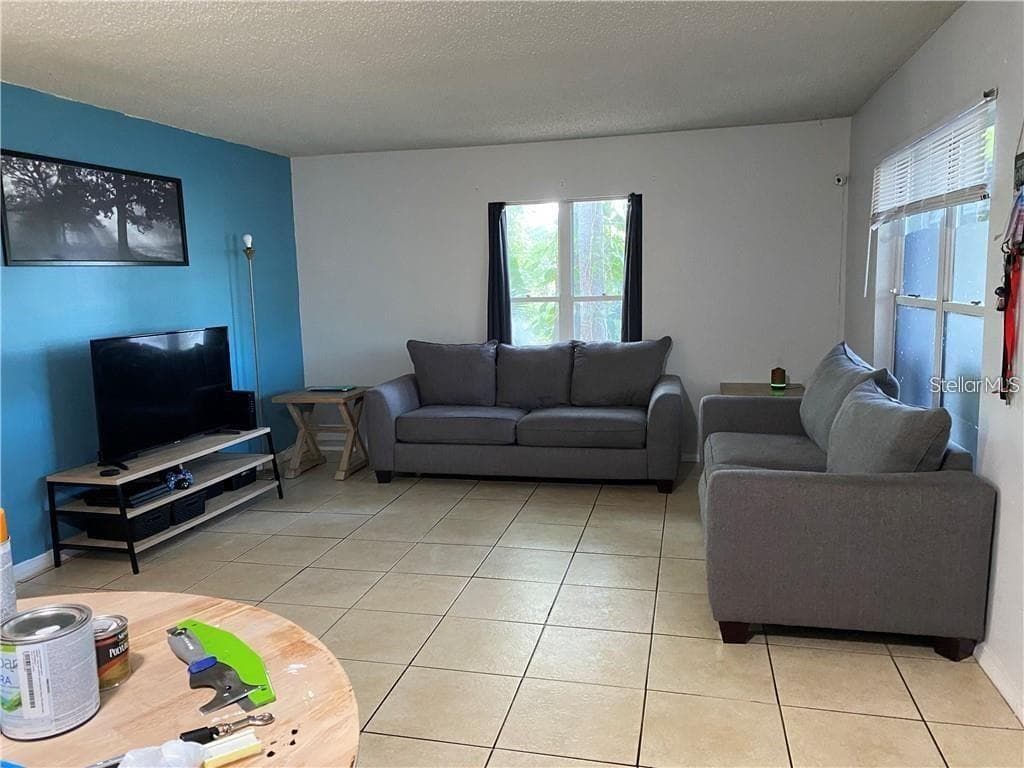 2404 NORTHLAKE DRIVE — photo 4 of 10