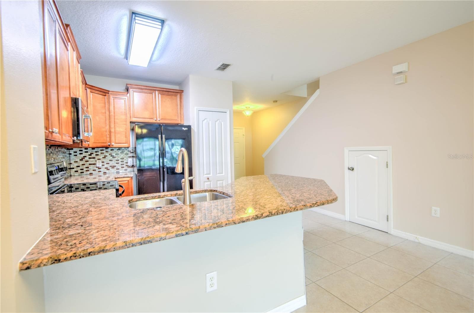 282 BEXLEY DRIVE — photo 7 of 24