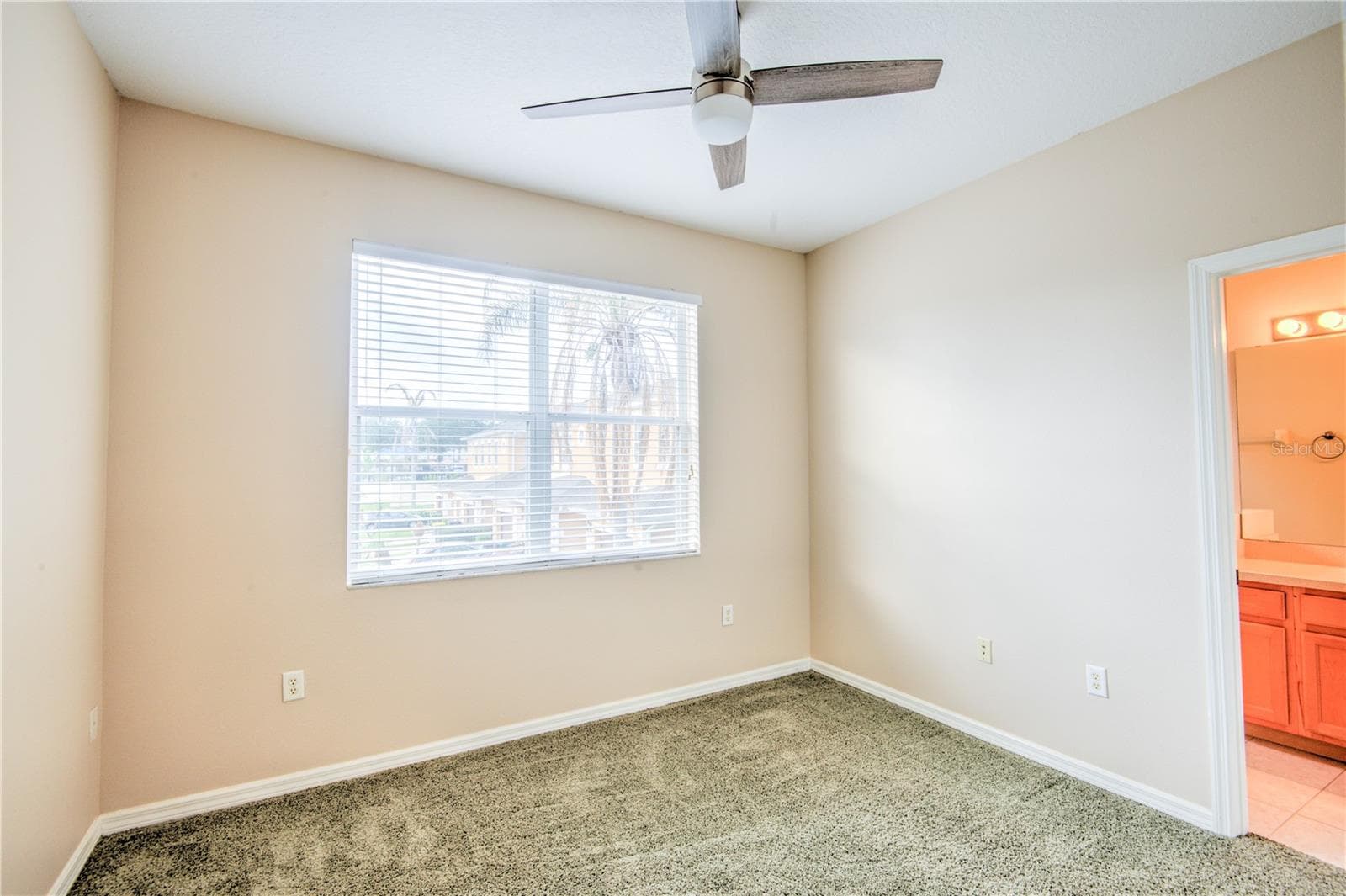282 BEXLEY DRIVE — photo 20 of 24