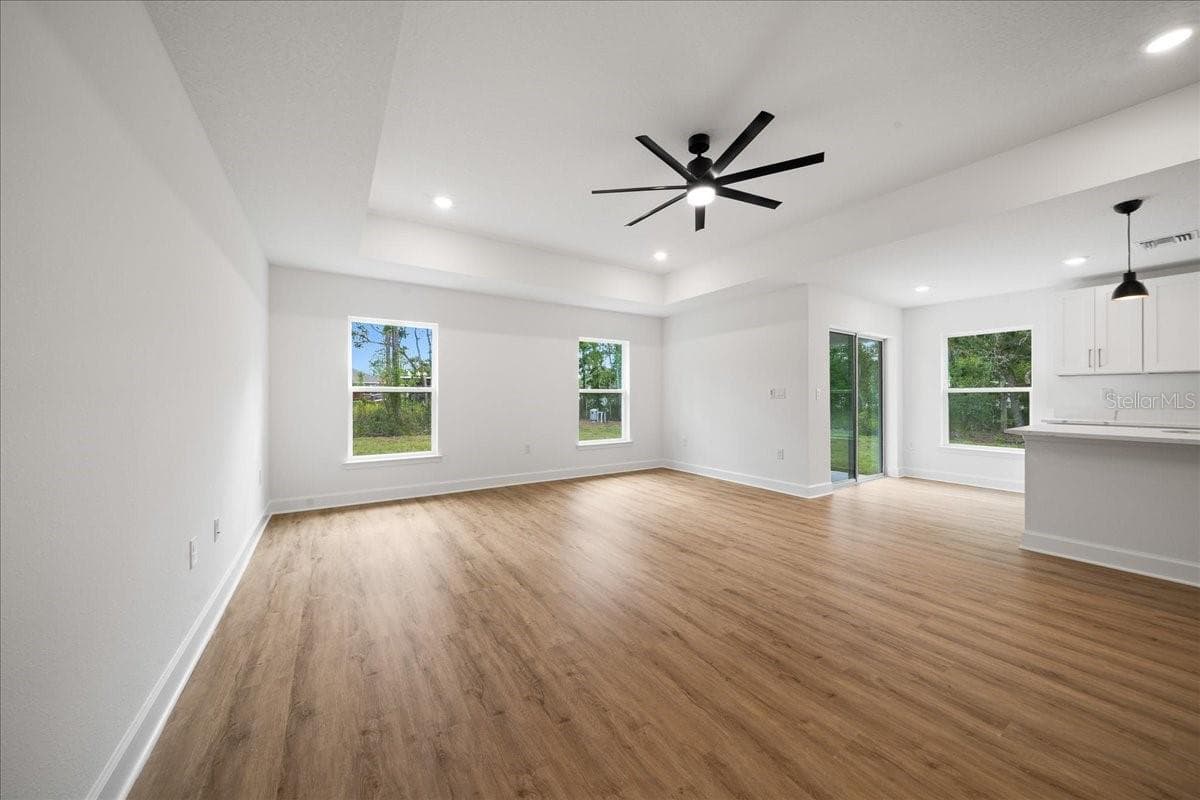 13483 FLEMINGTON ROAD — photo 7 of 58
